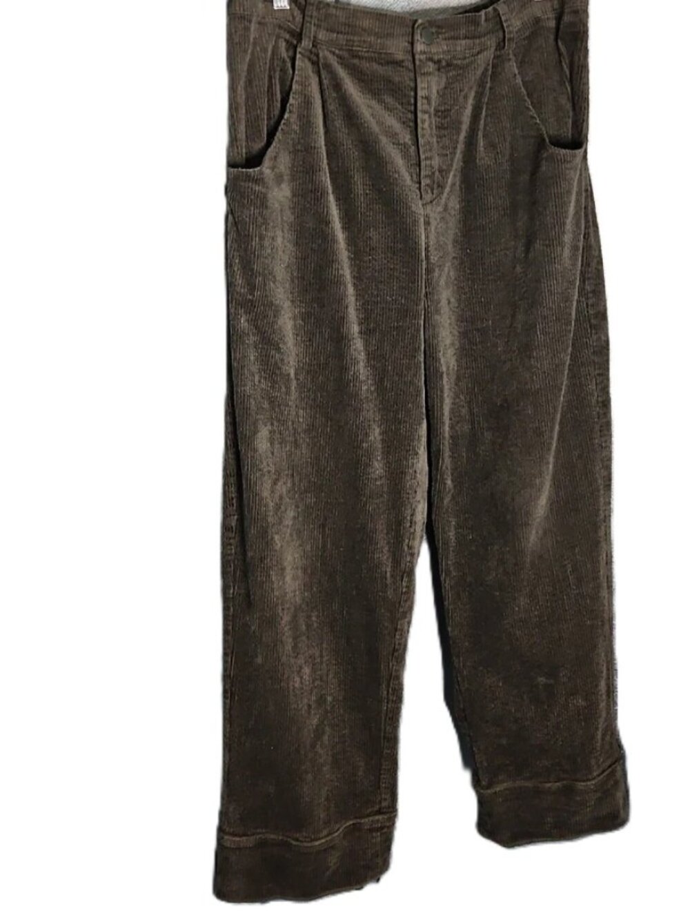 her. Women's Forest Green Corduroy Cropped Ankle Pleated Pants with Beltloops-XL